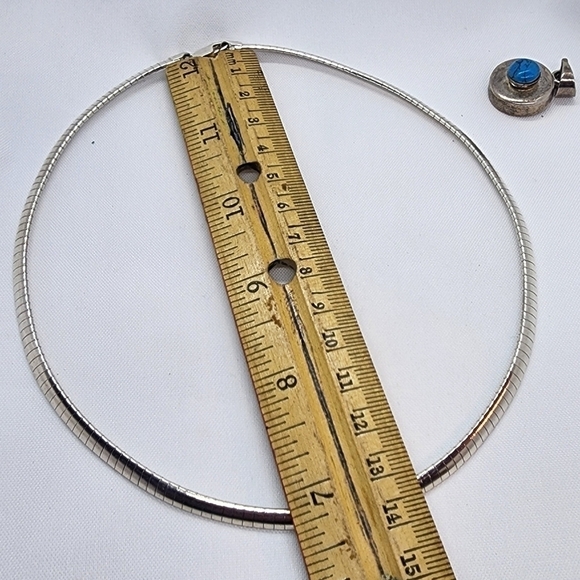 Sterling Silver Turquoise Necklace Omega Chain with Turquoise Cabochon Pendant - Picture 5 of 12